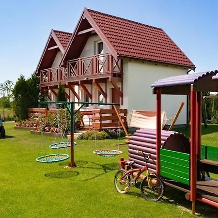 Comfortable Homes With Terraces *
