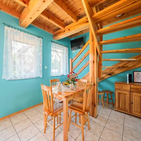 Comfortable Homes With Terraces * Мельно