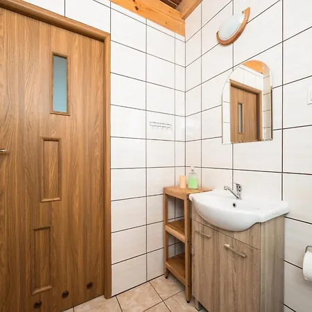 Дом отдыха Comfortable Homes With Terraces Мельно